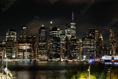 Manhattan skyline from Brooklyn Heights Promenade at night