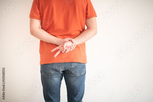 Arms body language psychology