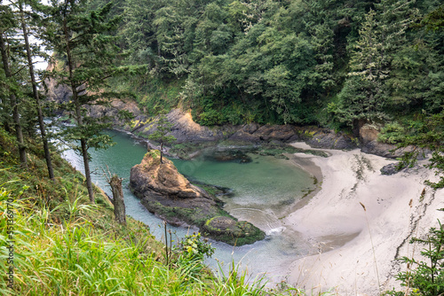 Deadman's Cove in Washington photo