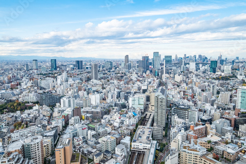 日本の首都東京の都市風景 © Kazu8