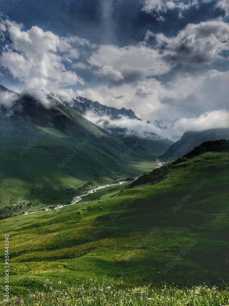 Fototapeta premium mountains and clouds