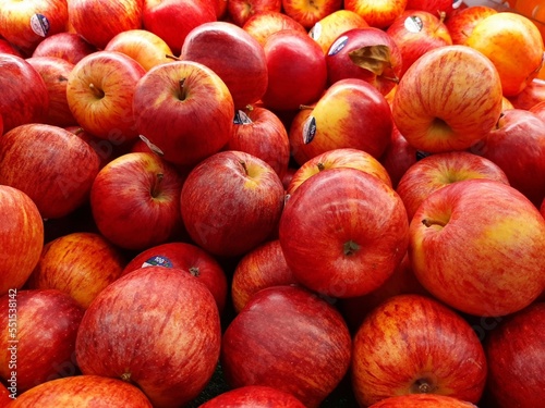 red apples in a market
