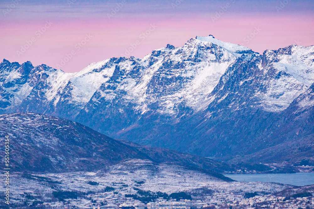 Fototapeta premium snow covered mountains in winter
