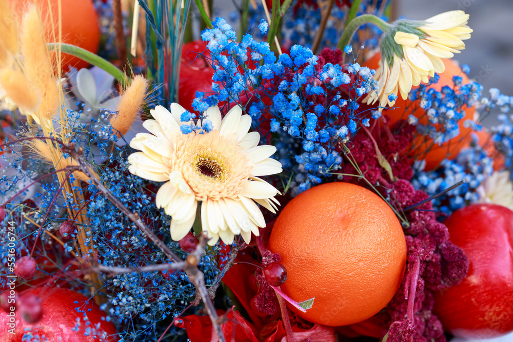 Fototapeta premium decorative flower arrangement