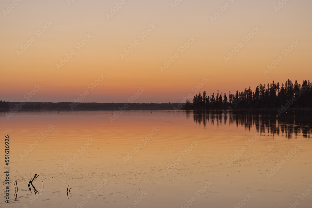 Fototapeta premium A Colouful Sunset at Elk Island National Park
