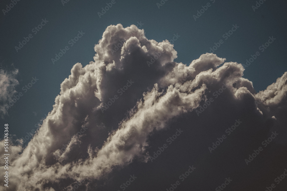 Naklejka premium clouds in the sky