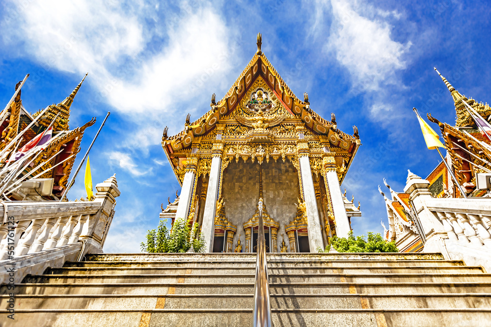 Photo Art Print Wat hua lamphong buddhist temple in Bangkok Thailand. Classic