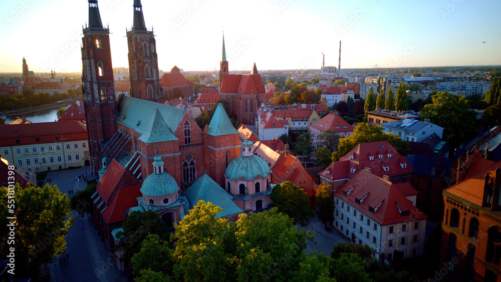 Obraz premium Old Town At Sunset
