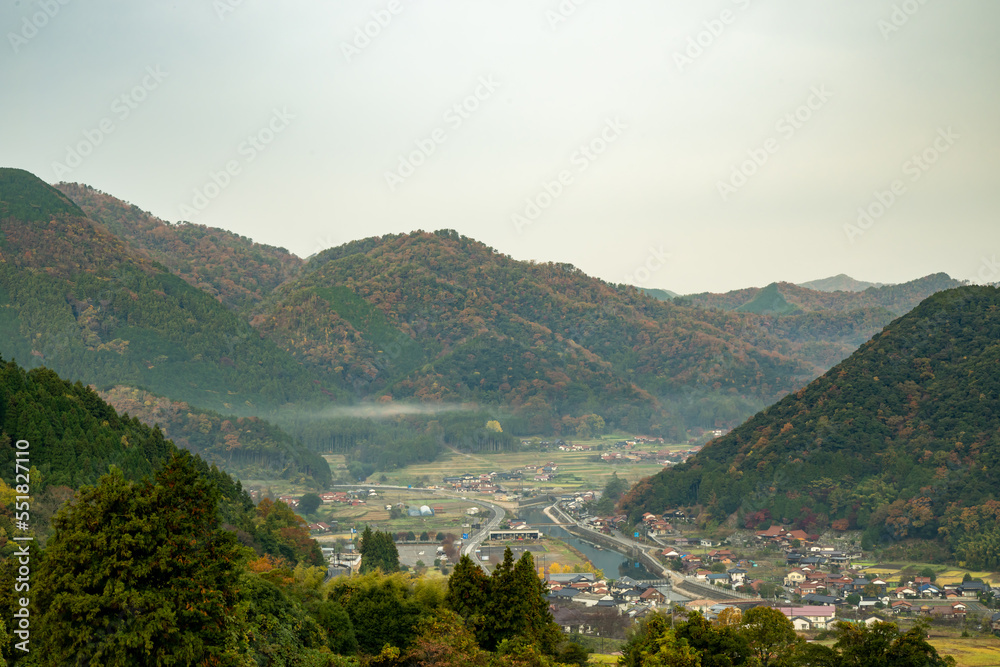 山陰の小京都　早朝の秋の津和野の眺め 島根県