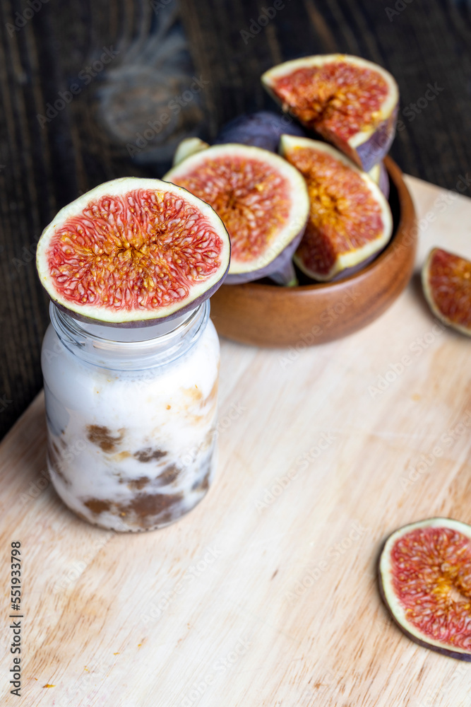 delicious yogurt with the taste of figs