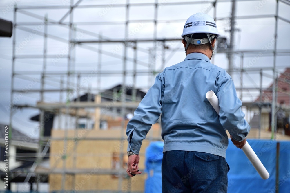 住宅工事を監理する建築士 住宅工事を監理する建築士