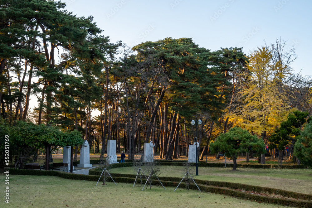 Heo Gyun and Heo Nanseolheon Memorial Park