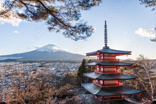Wide angle shot of the Arakura Fuji Segen Shrine with mount Fuji in the background.