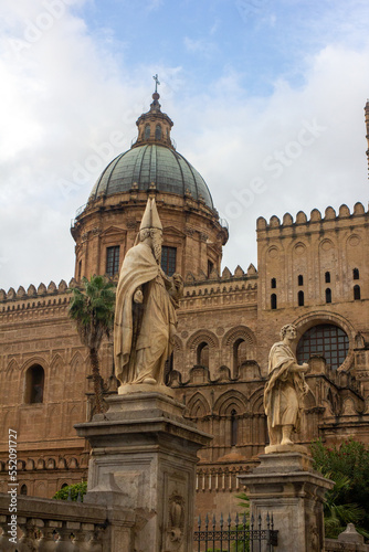 basilica di city Palermo  © Sullivan