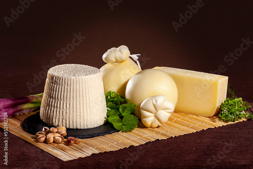 typical Ragusan cheeses, Ricotta, Provola Ragusana, Caciocavallo dop