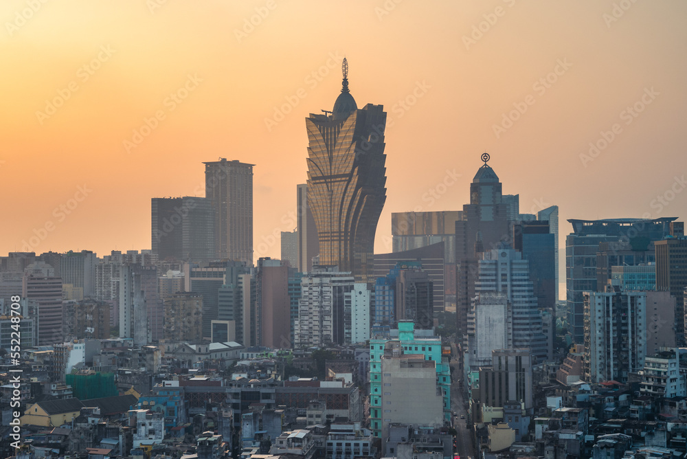 Obraz premium cityscape of macau, china by the sunset