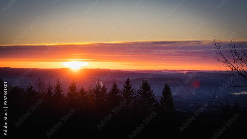 Fototapeta premium sunrise over the city