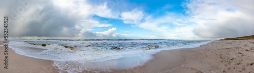 Fototapeta Naklejka Na Ścianę i Meble -  scenic panoramic coastal landscape at the island of Sylt