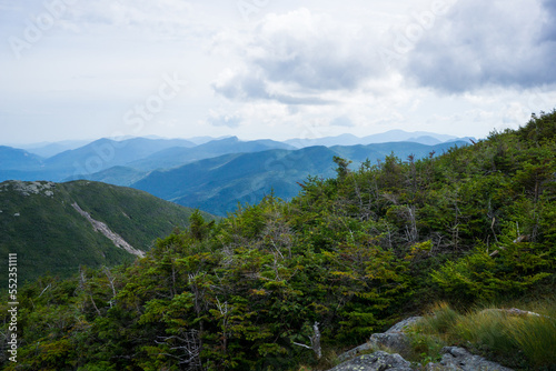 Fototapeta Naklejka Na Ścianę i Meble -  Scenic view from Algonquin Peak