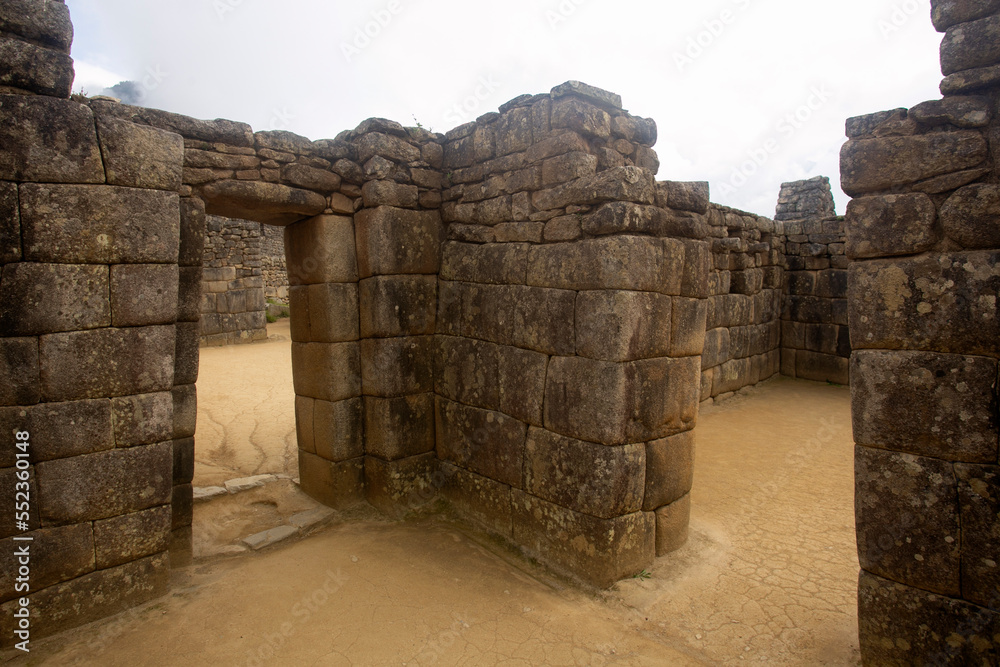 Obraz premium Details of the ancient Inca citadel of the city of Machu Picchu in the Sacred Valley of Peru.
