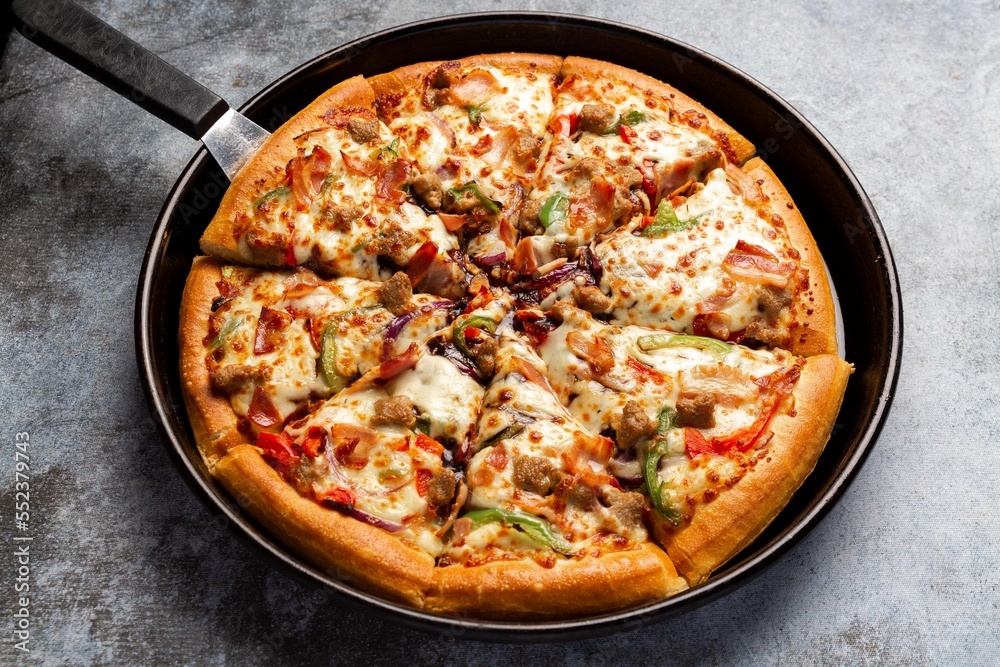 Pizza in a Pan Pizza in a Pan