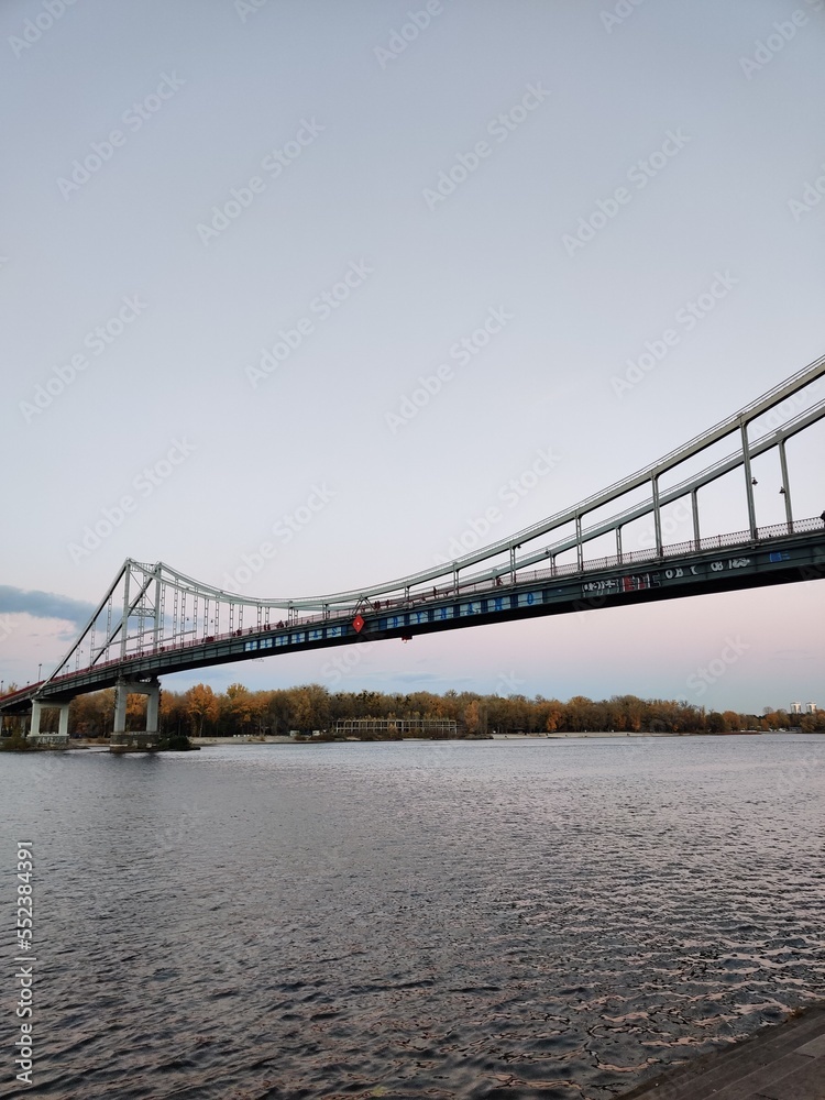 Obraz premium bridge over the river