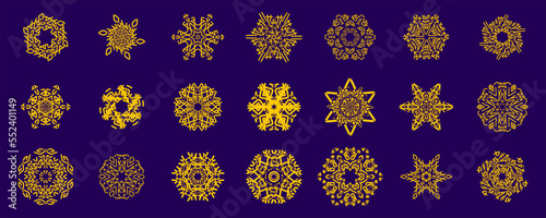 golden snowflake set