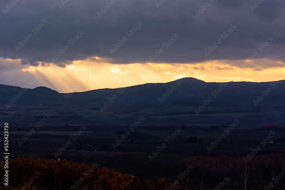 Obraz premium 北海道美瑛の天使のはしご・11月、日本