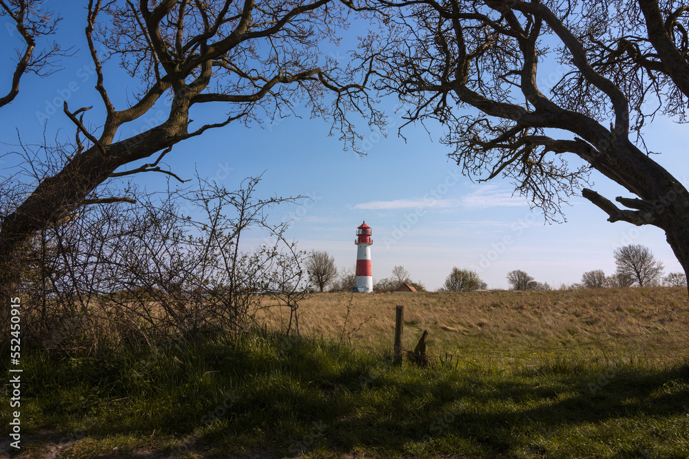View to the Falshöft lighthouse. View to the Falshöft lighthouse.
