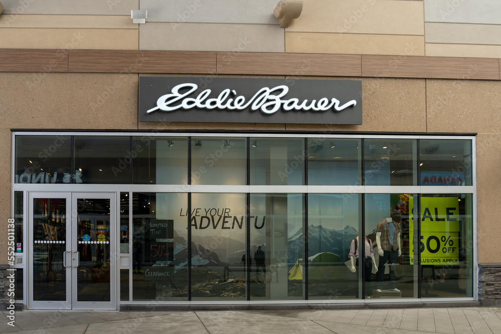 Niagara On the Lake, Canada June 27, 2022 An Eddie Bauer store in Outlet Collection at Niagara