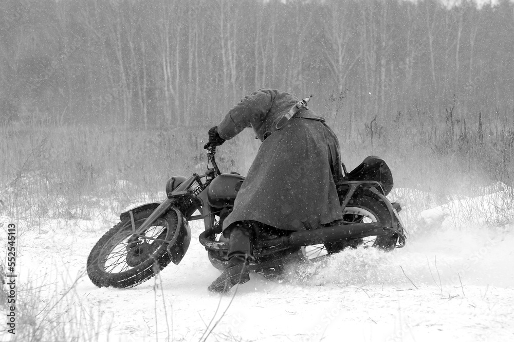 Fotka „German heavy BMW motorcycle during the Second World War