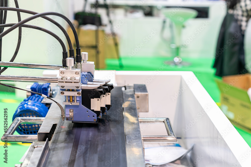 Inkjet print head component of continuous label or graphics printer