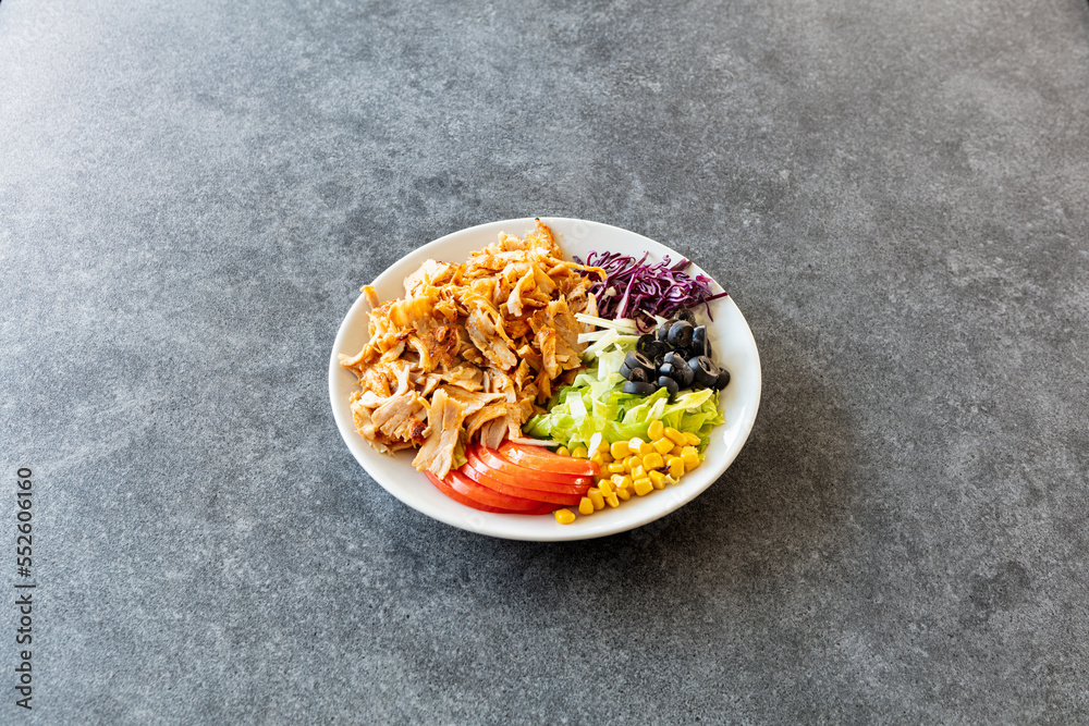 Dürüm Kebab, kebab, piatto, insalata, patatine, fritte, pomodoro