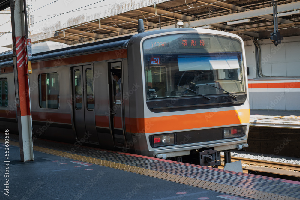 南浦和から出発する武蔵野線車両
