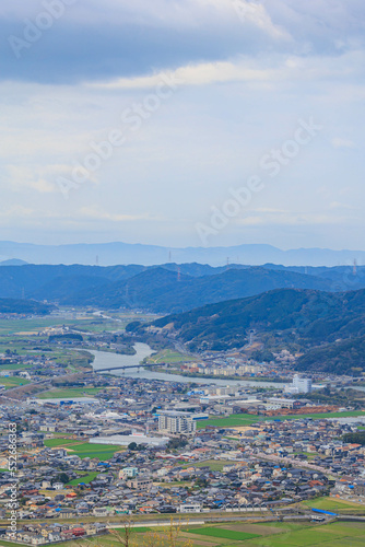 鏡山展望台から見た唐津の町並み「佐賀県」 © yoshitani