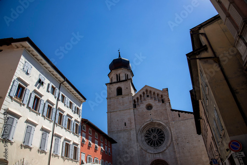 Wallpaper Mural garda Torontodigital.ca