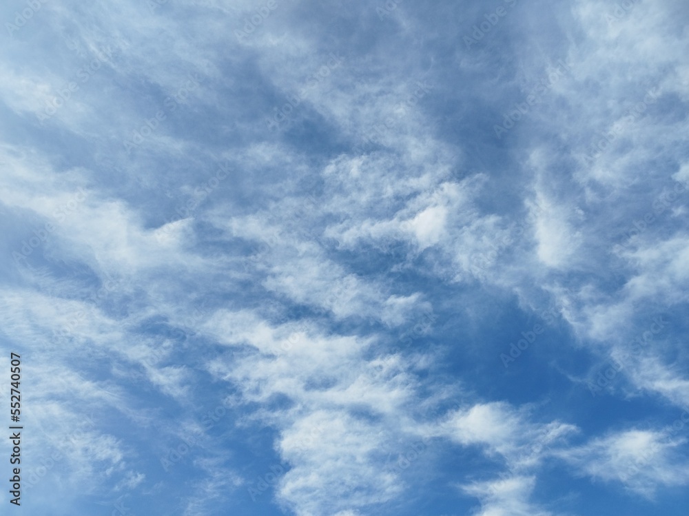 Atmospheric dispersion of clouds, Clouds move as a whole thing and not dissolve in the wind