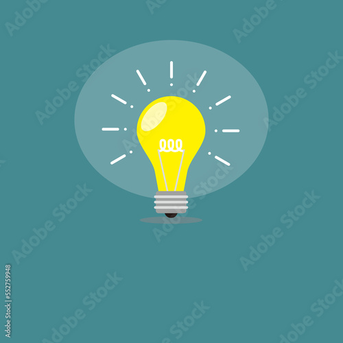 良いアイデアがひらめいた瞬間をフラットデザインで描いた明るく輝く電球アイコンのベクターイラスト