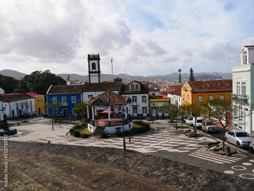 Ville typique de Ribeira Grande au bord de l'océan atlantique sur l'île de Sao Miguel dans l'archipel des Açores au Portugal. Europe