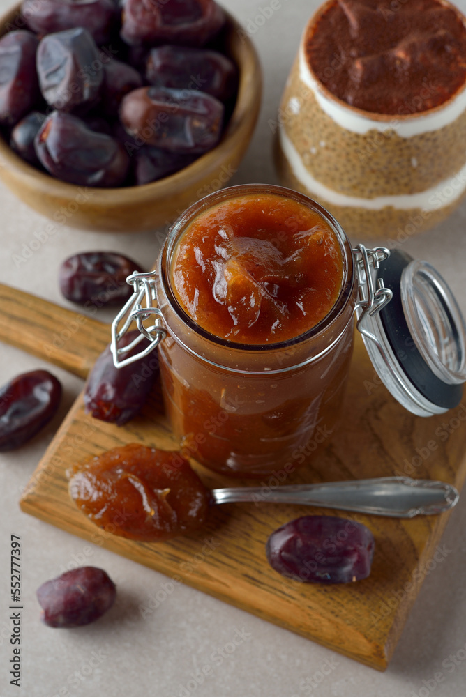 Diet caramel sauce from dates Diet caramel sauce from dates