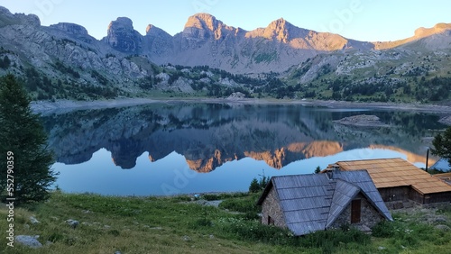 Lac d'Allos au matin