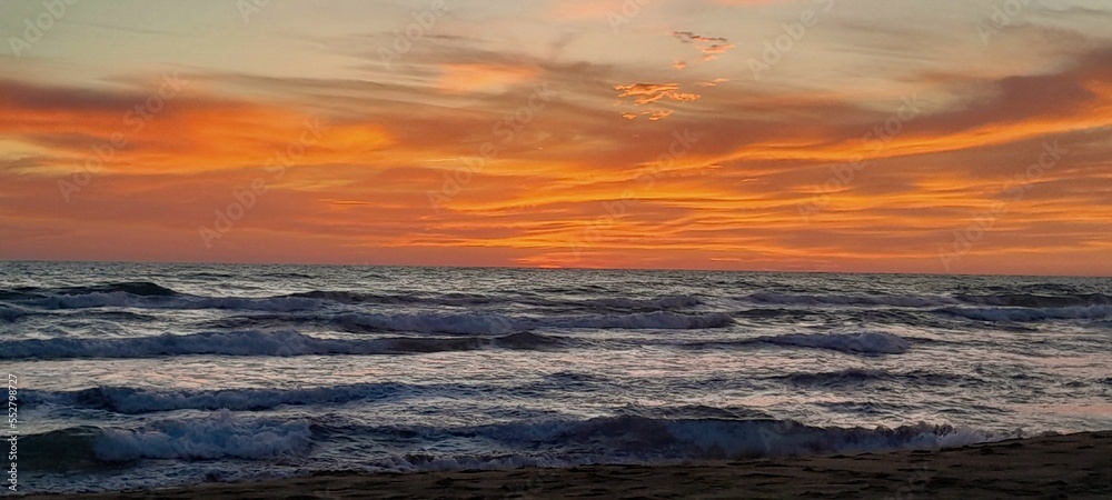 Obraz premium Sunset on the sea