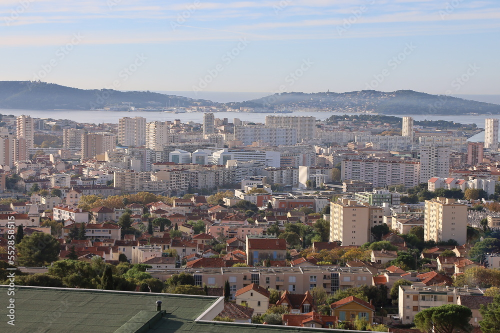 Vue d'ensemble de la ville, ville de Toulon, département du Var, France