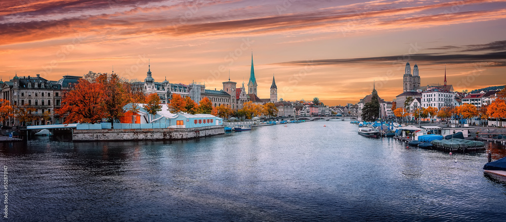 Fototapeta premium Zurich, Switzerland old town during sunset.