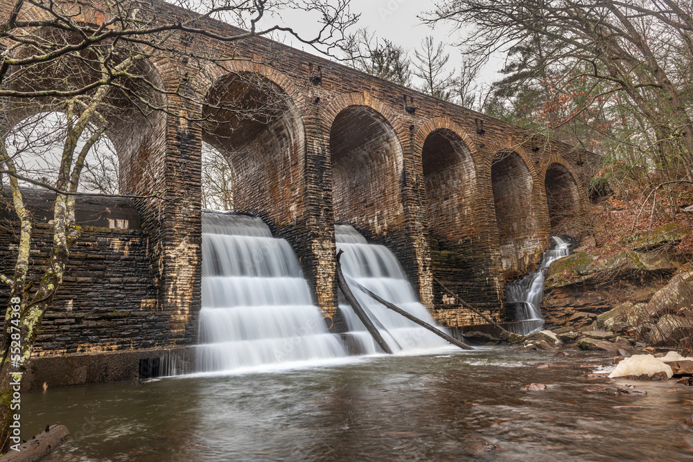 Naklejka premium Byrd Creek Dam in Tennessee