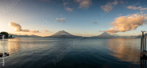 Fototapeta Naklejka Na Ścianę i Meble -  Panoramic view of lake Atitlan at sunrise