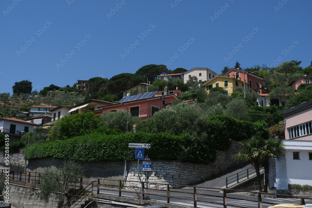 Il borgo di Leivi in provincia di Genova, Liguria, Italia.