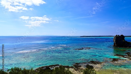 ギタラ展望台から見える海ギタラと二見ヶ浜 © 隼人 増田