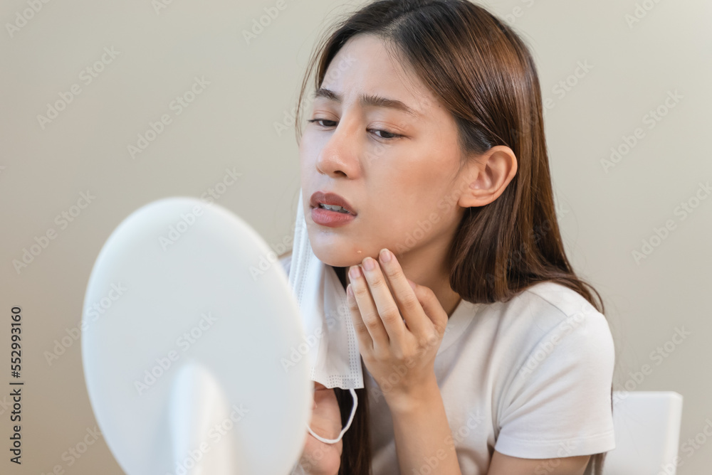 female have an acne problem because wearing face mask. female have an acne problem because wearing face mask.