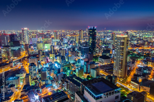 梅田スカイビルからの眺望　都会イメージ © パーシー